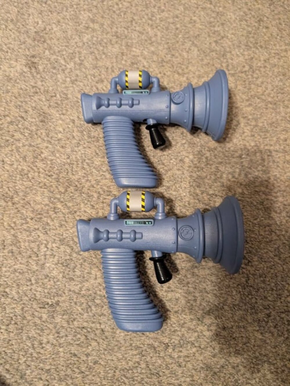 Minions fart blaster guns